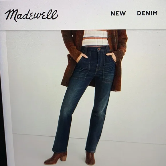 OPEN TO OFFERS Madewell Dark Blue Boot Cut Jeans Size 27 - Picture 1 of 11